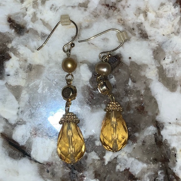 Vintage Bead Dangle Earrings - Picture 4 of 4